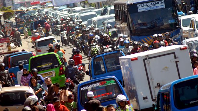 Libur Akhir Pekan di Puncak, Wisatawan Diimbau Berangkat Pagi