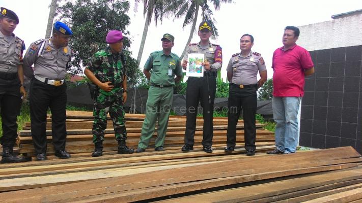 30 Ton Kayu Ilegal Diamankan Petugas