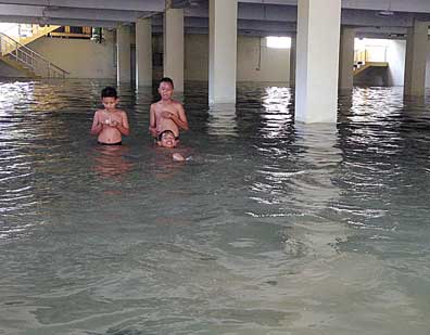 Gedung LAM Riau Kota Pekanbaru Belum Dipergunakan Basement Jadi Kolam, Fasilitas Banyak Dicuri 