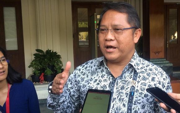 Protes Netizen Soal Ucapan Menkominfo #YangGajiKamuSiapa 