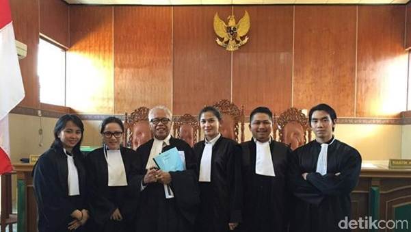 OC Kaligis dan Jejak Perusahaan Pembakar Hutan Lolos dari Tuntutan Rp 1 T
