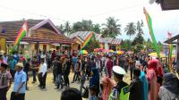 Usai Ziarah, Ribuan masyarakat Berbondong Menuju Masjid