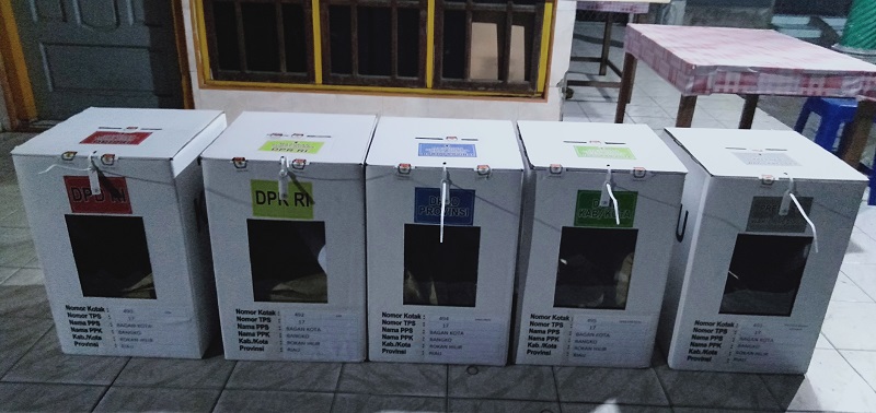 Seluruh Kotak Suara Kecamatan Bangko, Rohil, Tiba Di PPK 