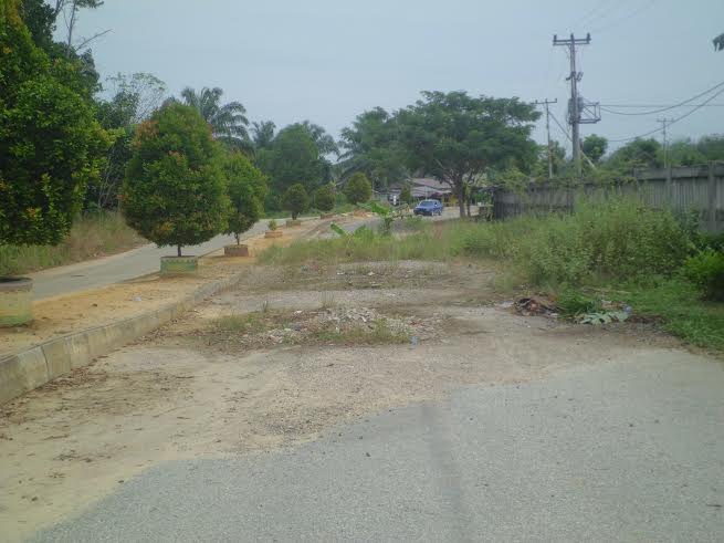 Jalan Rusak, Anggota Dewan Minta Warga Bersabar 