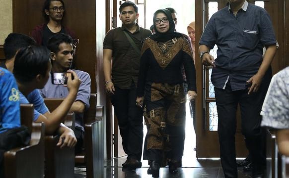 Mantan Wakil Ketua Komisi VII DPR Eni Maulani Saragih Hadapi Tuntutan Hari Ini 