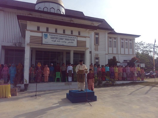 Kecamatan Tanah Putih Gelar Upacara HUT Rohil