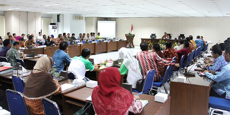Seluruh SKPD Pemprov Riau Serapan Anggarannya Rendah 