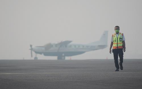 Pekanbaru Kembali Dikepung Asap Pekat, Jarak Pandang 600 Meter 