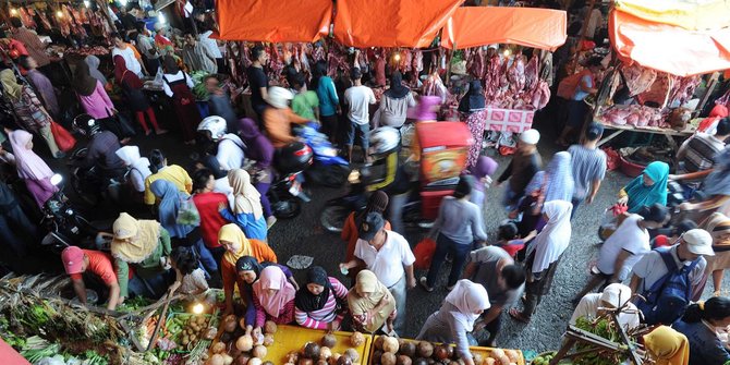 Pemerintah Jokowi Bangun dan Revitalisasi 1.037 Pasar Rakyat di 2019 