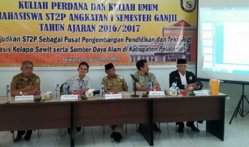 Buka Kuliah Perdana ST2P, Ini Pesan Bupati Pelalawan kepada Mahasiswa 