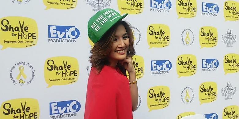 Asty Ananta: 20 Tahun Enggak Potong Pendek Rambut 