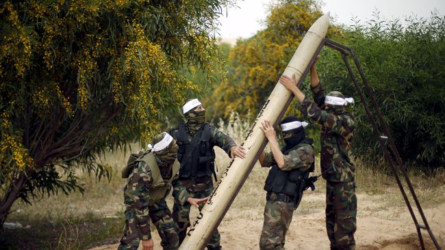 Militan Gaza Tembakkan Roket, Israel Luncurkan Serangan Udara 