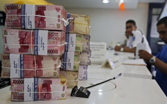 THR dan Gaji ke-13 PNS Dipotong Pajak Penghasilan 