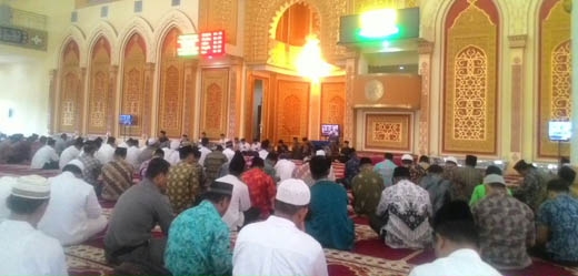 Sambut HUT ke-17 Rohul, Ribuan Pelajar dan Pegawai Ramaikan Tabligh Akbar di Masjid Agung 