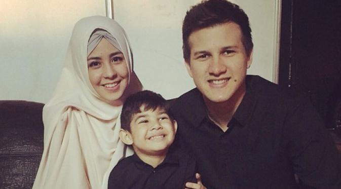 Risty Tagor Curhat soal Stuart Collin di Depan Ratusan Orang 