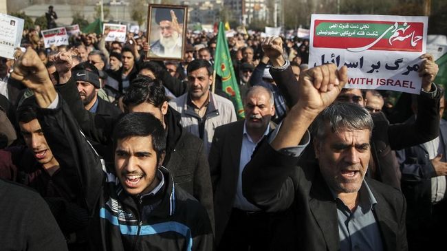 Iran Tahan 8 Orang dalam Unjuk Rasa, Diduga Agen CIA