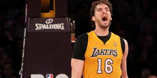 Akhirnya Lakers Raih Kemenangan Pertama 