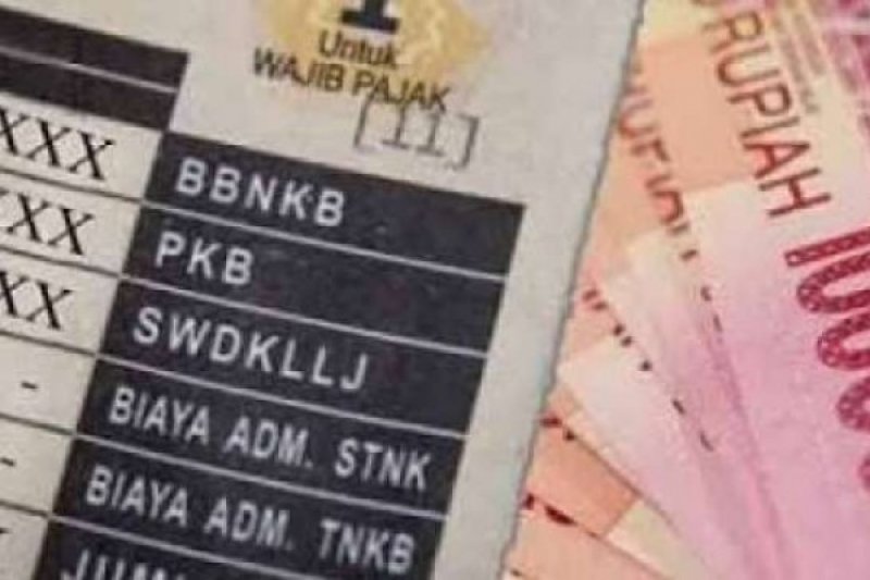 Perolehan pajak BBNKB Riau no 2 di Sumatera 