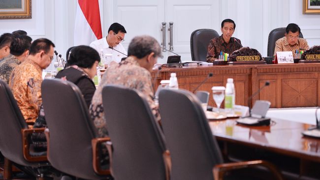 Jokowi Minta Pejabat Tak Sembunyikan Hartanya di Luar Negeri