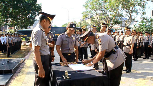 Delapan Perwira Menengah Polres Rohul Sertijab