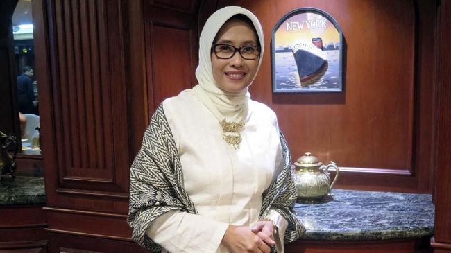 Di depan Jokowi, Dirut PLN Akui Lambat Tangani Listrik Mati