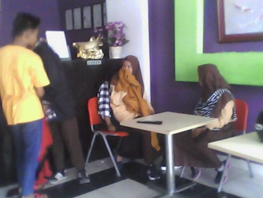 Satpol PP Mandau Gerebek Siswa SMK Tengah Berpelukan dalam Room Karaoke 