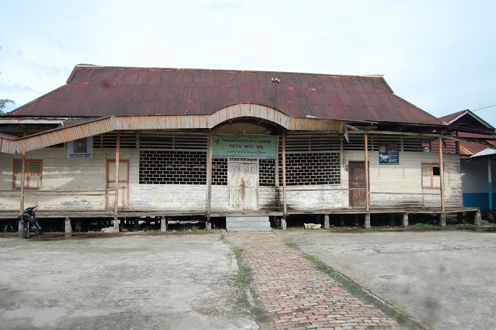 Yayasan Datuk Batu Hampar Bagansiapiapi, Sekolah Ini Banyak Melahirkan Orang Hebat
