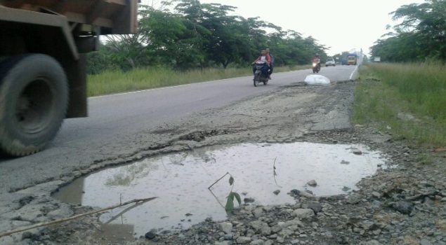 Jalan Pemda di Maredan Kembali Berlobang, Warga Beharap Lakukan Perbaikan