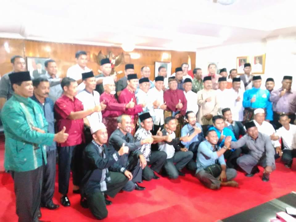 Ketua DPRD Rohil Terima Berkas Mubes Dua Kabupaten Pemekaran 