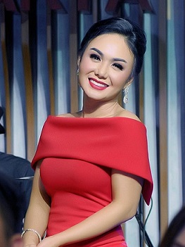 Yuni Shara Cari Pria yang Bisa Memimpin 