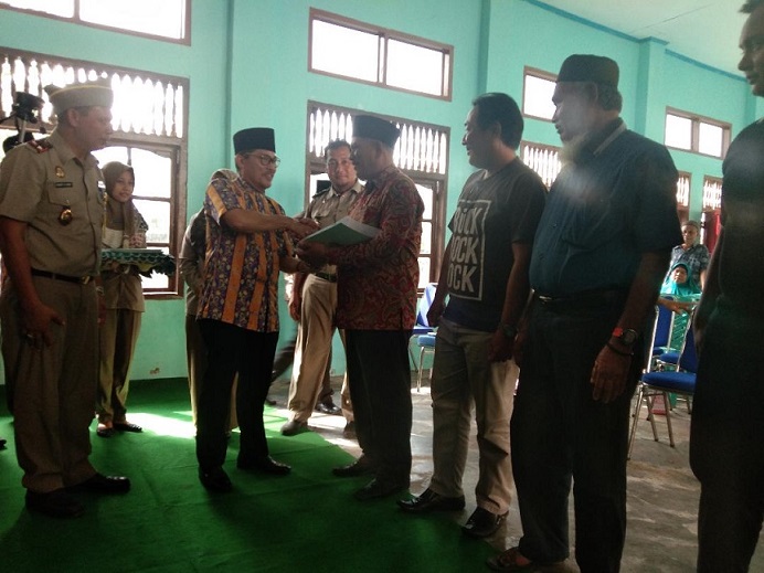 455 Sertifikat PTSL Diserahkan ke Warga Kecamatan Dumai Kota