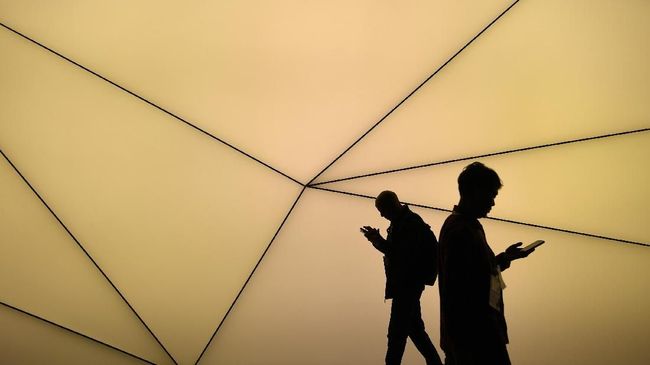 Ponsel 5G Pertama di Dunia Meluncur di Korsel 