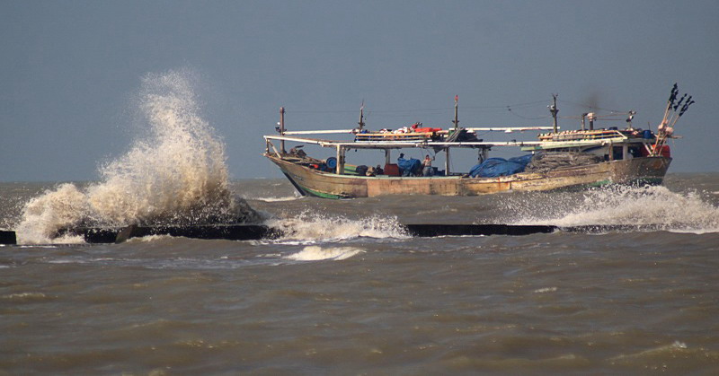 Cuaca Buruk, Sebagian Nelayan di Bengkalis Takut Melaut