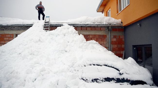 Fenomena Tsunami Es Terjang AS