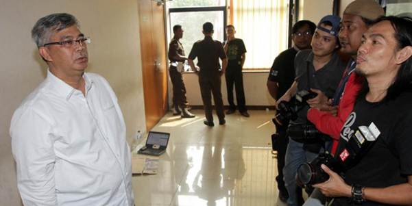Rekeningnya Masih Diblokir, Akil Akan Gugat KPK secara Perdata 