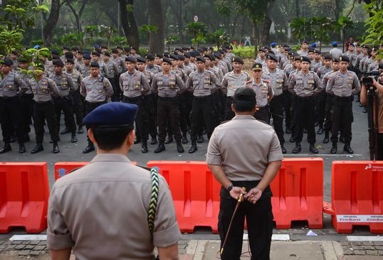 Punya 470 Ribu Personel, Polri Masih Tak Mampu Tangkap Masiku