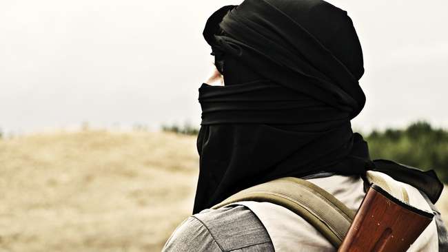 ISIS Bakar Hidup-hidup Milisi Syiah Irak 