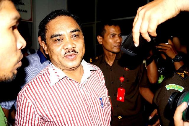 Korupsi Kebun K2i, Esepsi Mantan Kadisbun Riau Ditolak 