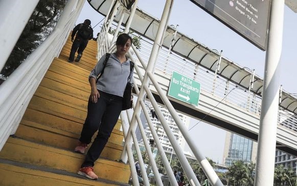 Tips Sehat saat Dinas Luar Kota