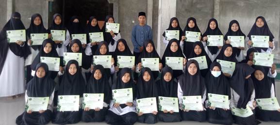 Pesantren Darul Mukomah Rumbai Gelar Wisuda Tahfiz