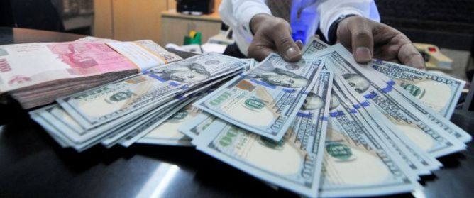 Rupiah Tembus Rp14.000/USD 