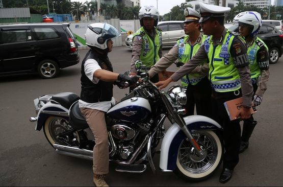 Polri Klaim Tindak Ratusan Polisi Terkait Pungutan Liar 