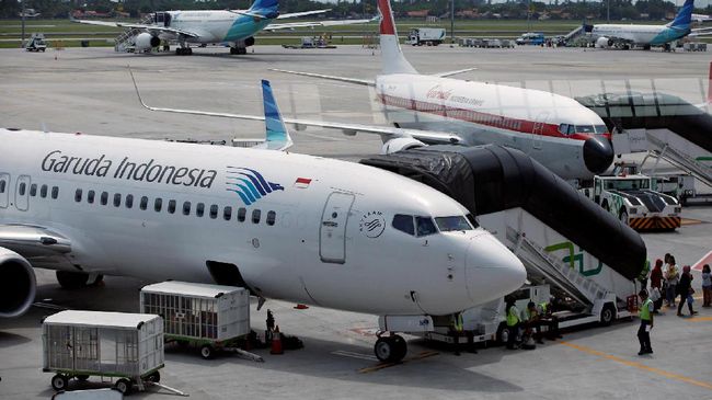 Garuda Indonesia Klarifikasi Larangan Berfoto di Pesawat 
