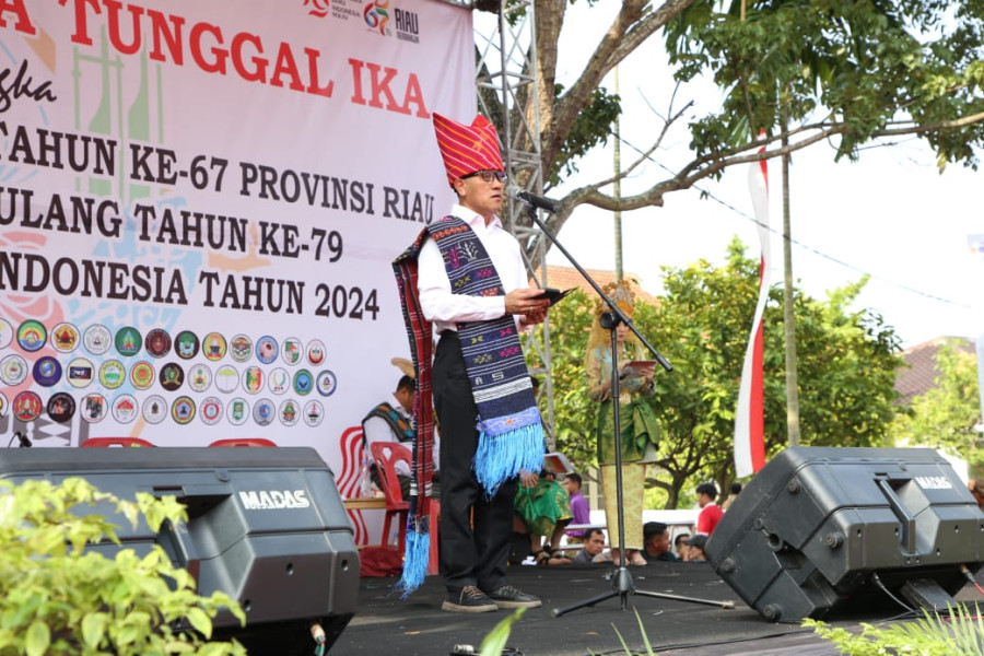 Kemendagri Apresiasi Parade Bhinneka Tunggal Ika di Provinsi Riau Perkuat Persatuan dan Kesatuan