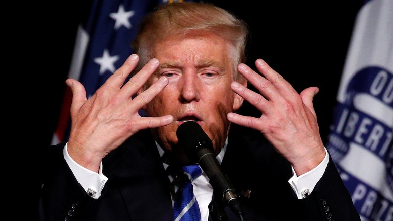 Gara-gara Kesalahan Penulisan, Donald Trump Jadi Bulan-bulanan di Twitter
