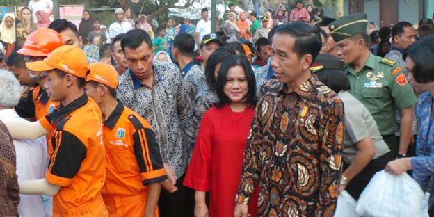 Pilih Pantau Kebakaran Hutan di Kalteng, Jokowi Tunda Kunjungan ke Sinabung