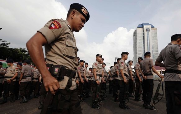 Peras Tersangka Narkotik, Personel Polsek Gambir Ditangkap 