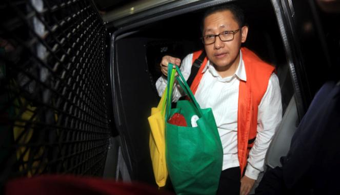 Anas Bertemu Nazaruddin di Sukamiskin 