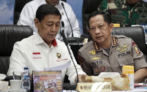 Kapolri dan Wakabin Bungkam Usai 30 Menit Bertemu Wiranto 