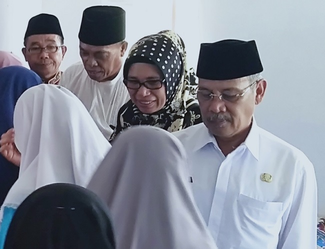 Didikbud Rohil Serahkan Pelaksanaan Pesantren Kilat Kepada Sekolah